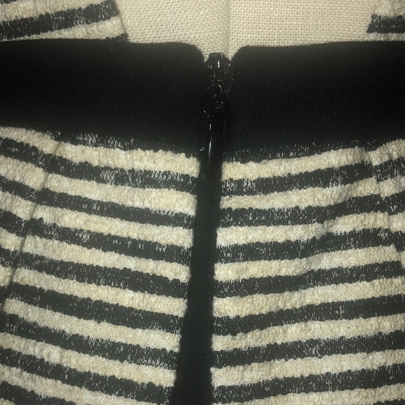BCBG Max Azria Piper Peplum Striped Dress 6 NWOT - Picture 13 of 15